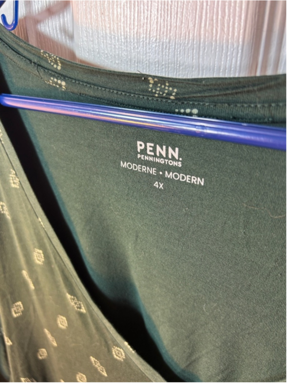 Penningtons Forest Green V-Neck Short Sleeve Top - Picture 2 of 6